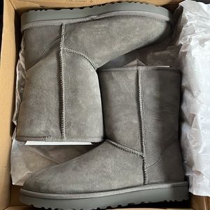 Class Short Uggs II